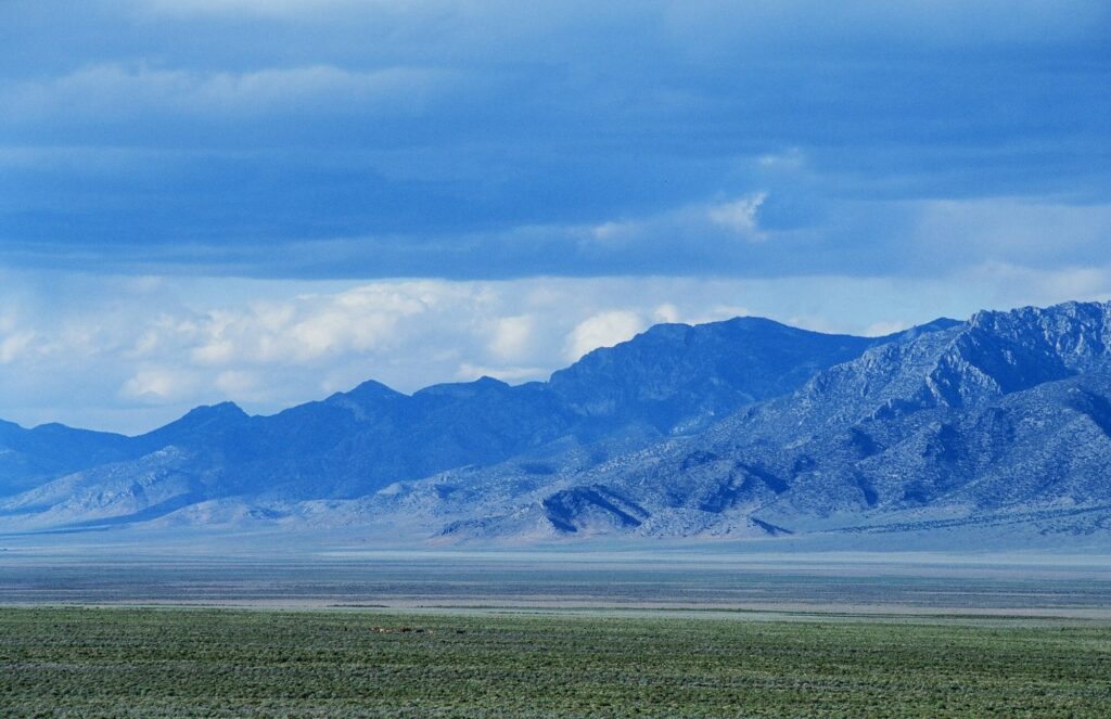 A mountainous landscape
