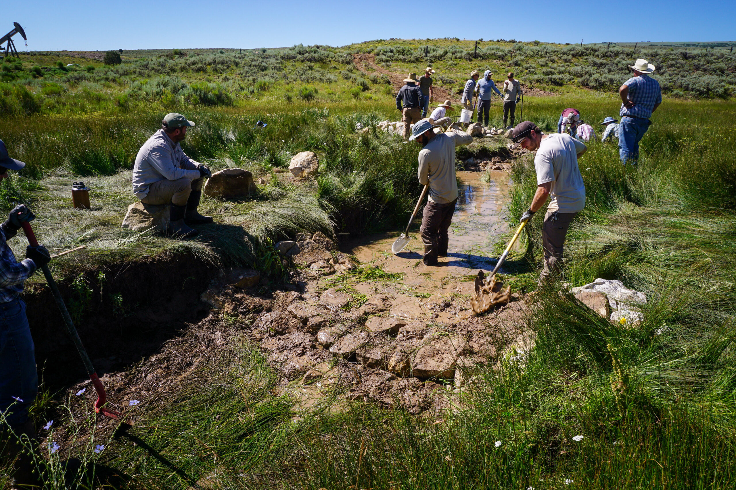 A team constructs a Zeedyk structure